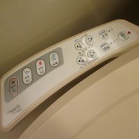 トイレはウオシュレットありです。