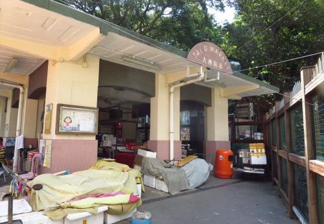 （香港）ひっそりとたたずむ街市