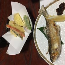 豪華な夕食は部屋食でのんびりと3～鮎と天ぷら