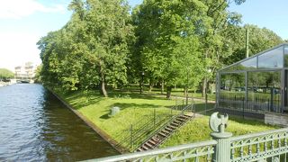 ロシア美術館裏の公園
