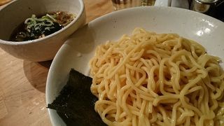 並盛とは思えぬボリュームに驚く