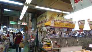 沖縄の台所といった雰囲気