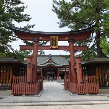 本殿の前の２番目の鳥居。