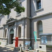 郵便局としては、日本最古の建物だそうだ。