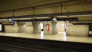 薄暗いけど便利