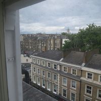 最上階の部屋。２階の部屋は壁しか見えませんでした。