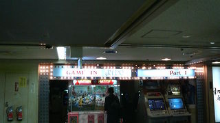 レトロゲームコーナーやファミコン店など意外な見どころも