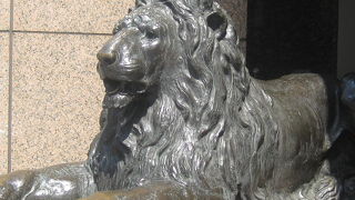 銀座のショッピングのシンボル