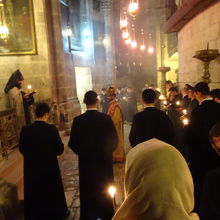 金曜日の晩に入ると、こんな事が始まりました。