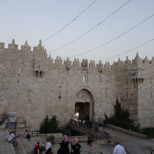 大きなゲートです。