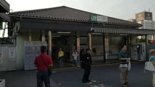 歴史を感じる駅舎