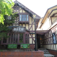 お店の入口です