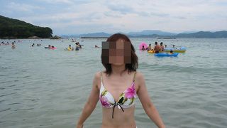 波静かな遠浅の海で、年甲斐もなく泳いでしまいました。