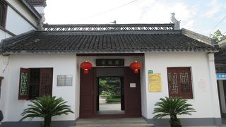 田舎の庭園公園といった雰囲気。