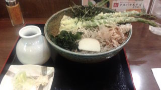 夏はぶっかけそば