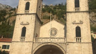 コトルのシンボル