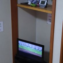 テレビ、エアコン無料