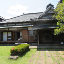 記念館の建物です