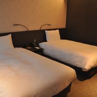 客室の様子。寝心地のよいベッドだった