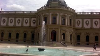 陶器のコレクション