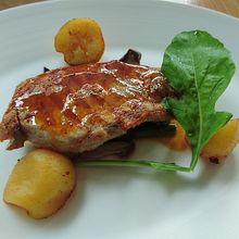 グリル　三元豚ロース肉