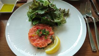 【丸の内　グランドキッチン】ハイソな感じ