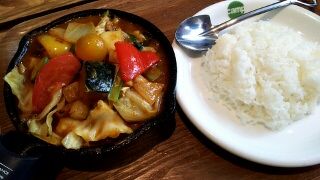 野菜を食べるカレーcamp 仙台パルコ2店