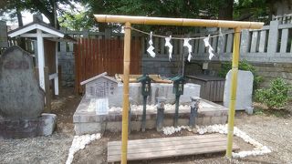 ご神水の場所は立派