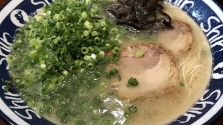 美味しい博多ラーメンが食べれるお店です。