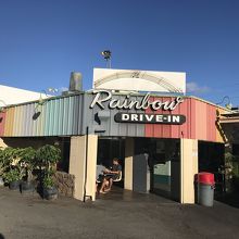 オールドアメリカンといった雰囲気です。