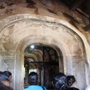 スリランカ最古の寺院です。