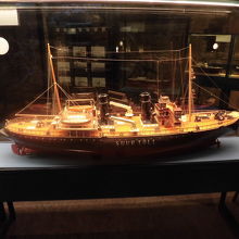 砕氷船の模型