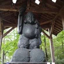 大きく黒い大黒天