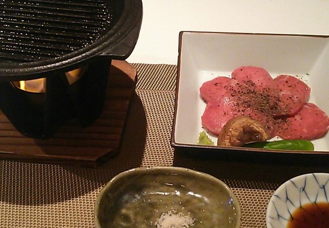 女性同士の会合に