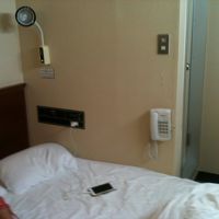 電話の位置が良くないですね。