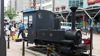 熱海の小さな機関車