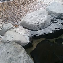 しっかり掛け流されています