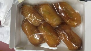 カツサンドや、お寿司を売っていました。