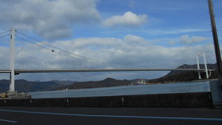 歩いて渡ってみました