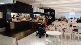 マリメッコの社員食堂。社員のお邪魔にならないよう少し早めに行くといいです。