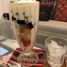 フルーツゴロゴロ、ヨーグルトが美味しい！