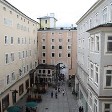 生家３階の窓の外を撮影