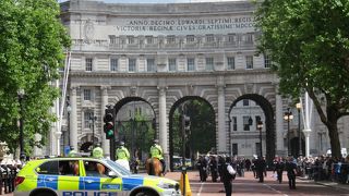 儀式用の道路として・・・