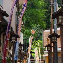 舞台へと続く参道