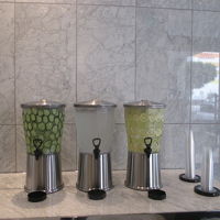 ロビーにある水