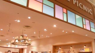 幅広い世代に対応しているレディースファッション