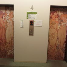 エレベーターホール