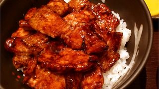 飛行機待ちの昼食