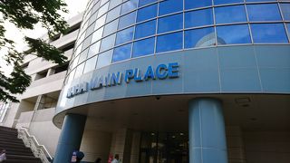 大型ショッピングモール