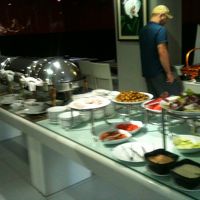 朝のバイキング